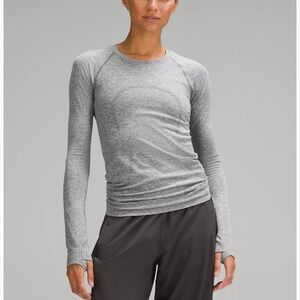 Lululemon swiftly Tech Long-Sleeve Shirt 2.0 - color Slate or grey. Size 6